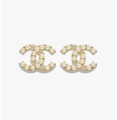 Chanel clip on earrings [Large]