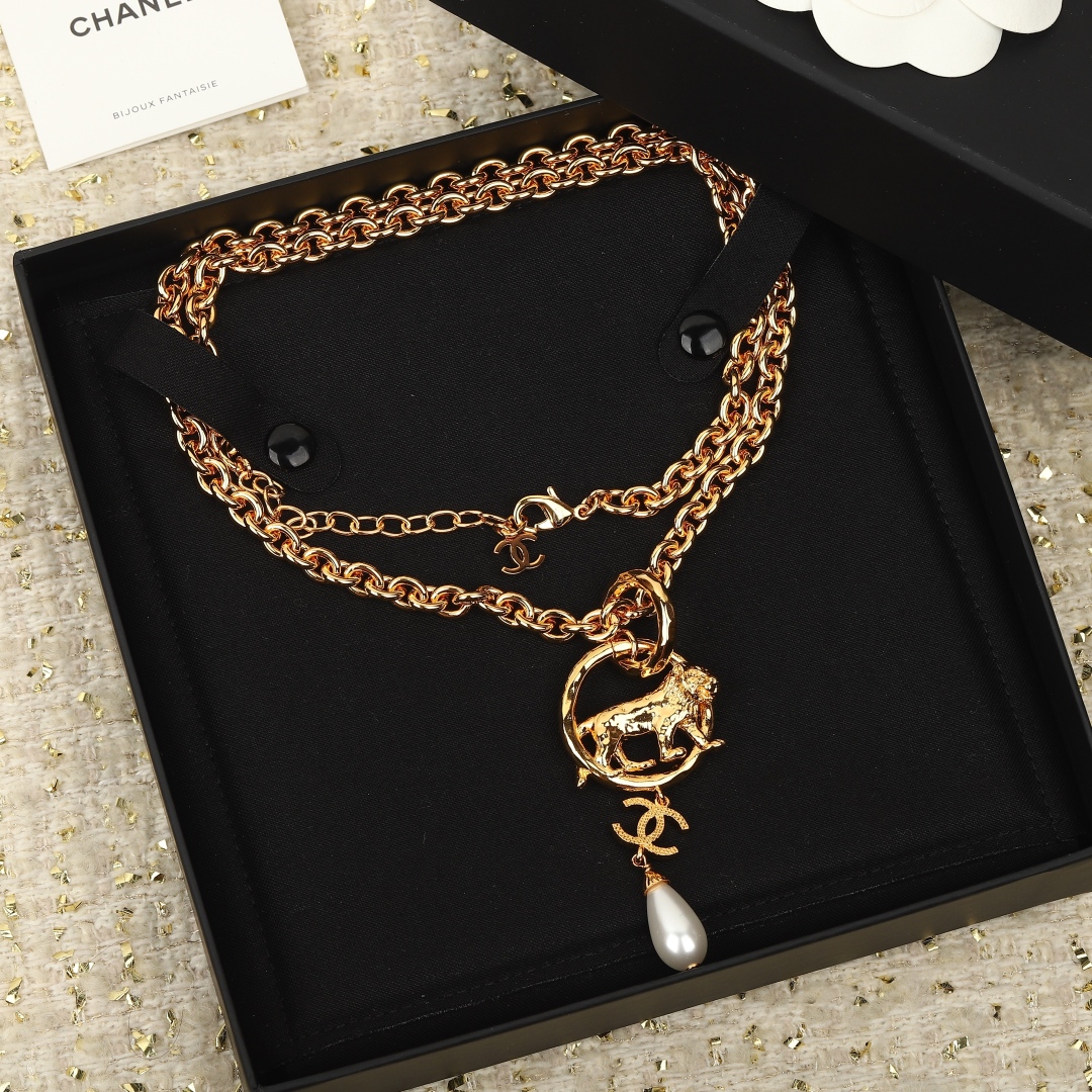 Chanel necklace